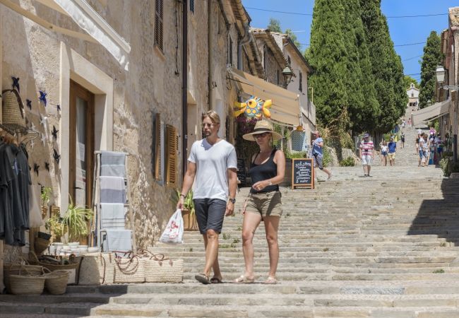 Villa in Pollensa - Olivo De La Roca Villa in Pollensa - Olivo De La Roca