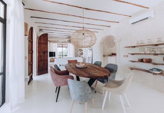 Villa in Llubi - La Finca de Llubi Villa in Llubi - La Finca de Llubi