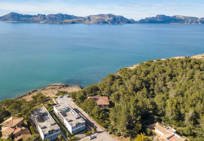 Villa in Alcudia - Seafront Villa Sunset Alcudia Villa in Alcudia - Seafront Villa Sunset Alcudia