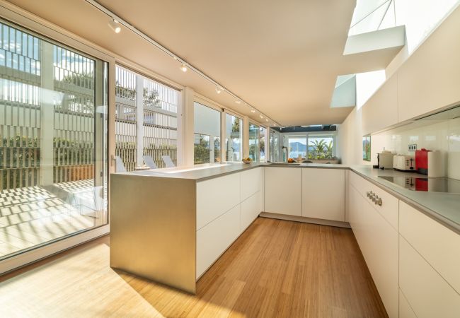 Villa in Alcudia - Seafront Villa Sunset Alcudia Villa in Alcudia - Seafront Villa Sunset Alcudia