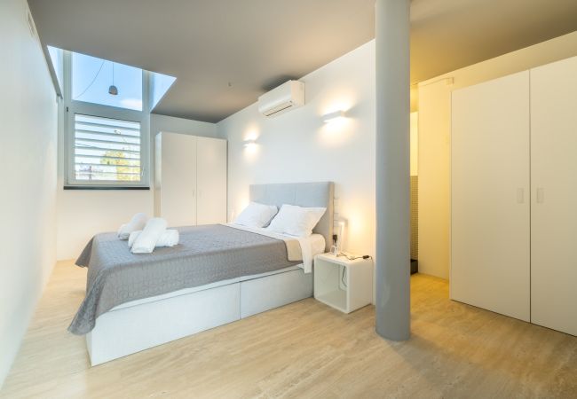 Villa in Alcudia - Seafront Villa Sunset Alcudia Villa in Alcudia - Seafront Villa Sunset Alcudia