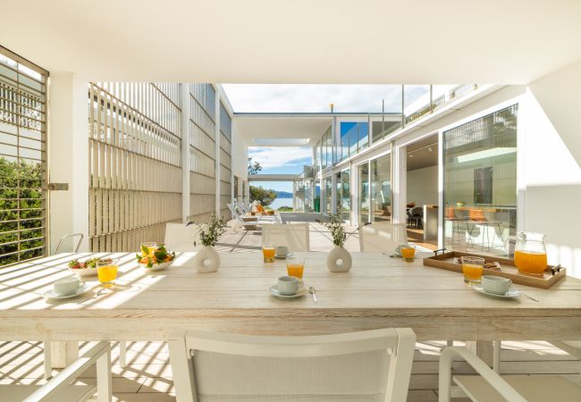 Villa in Alcudia - Seafront Villa Sunset Alcudia Villa in Alcudia - Seafront Villa Sunset Alcudia