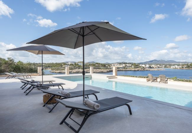 Villa in Porto Petro - Villa Frontline Sa Torre Villa in Porto Petro - Villa Frontline Sa Torre