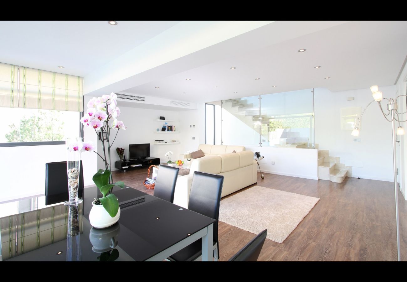 Villa in Alcudia - Modern Alcanada Golf