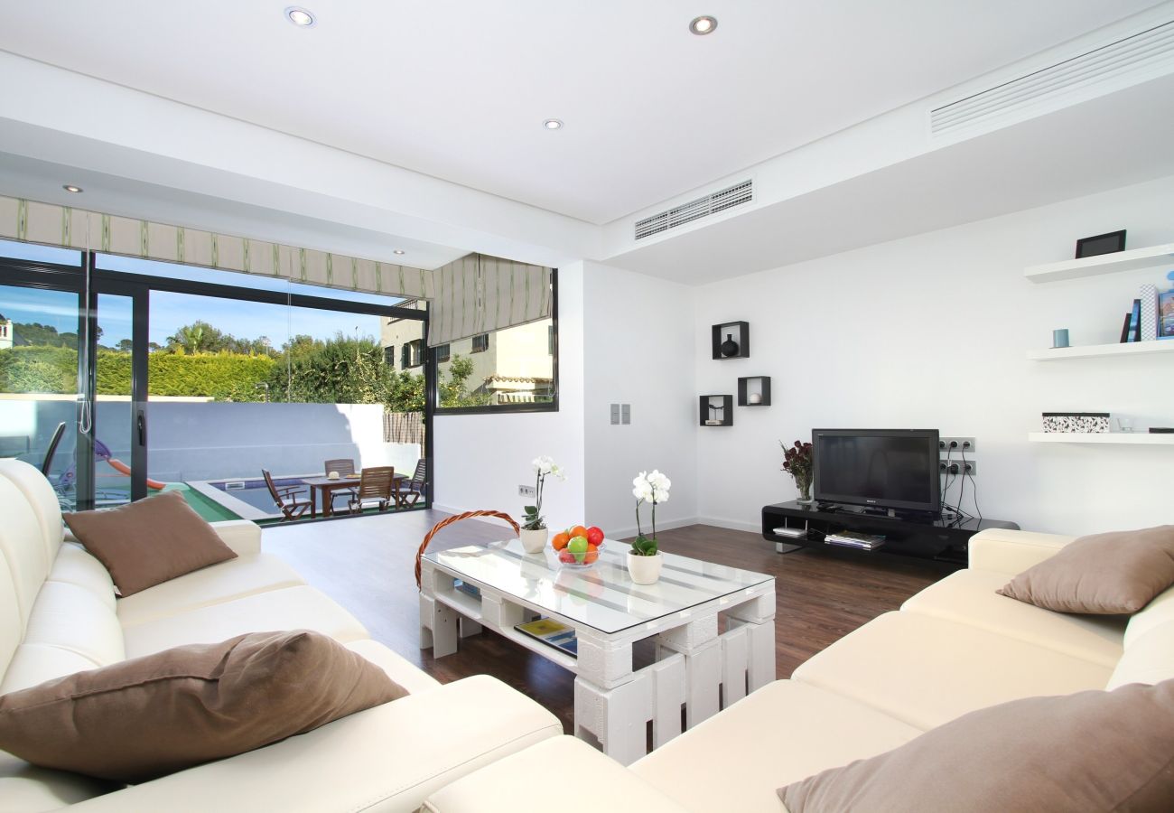 Villa in Alcudia - Modern Alcanada Golf