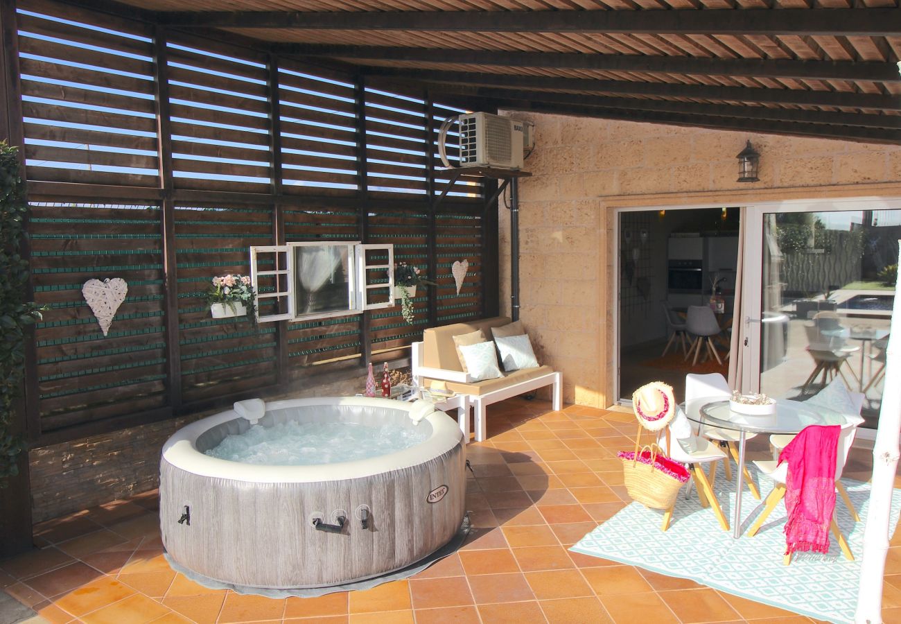 Villa in Sa Pobla - Villa Xaloc