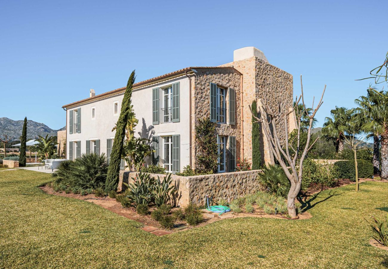 Villa in Pollensa - Finca Coral