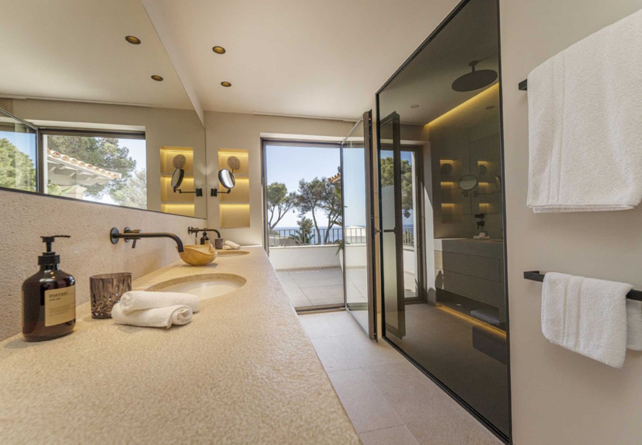 Villa in Portals Nous - Villa Riviera