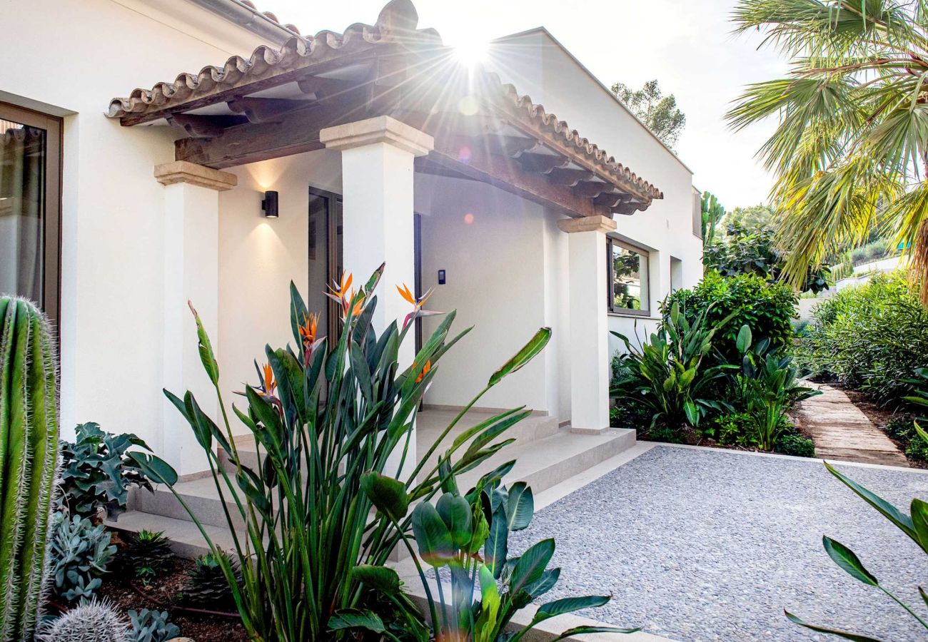 Villa in Portals Nous - Villa Riviera