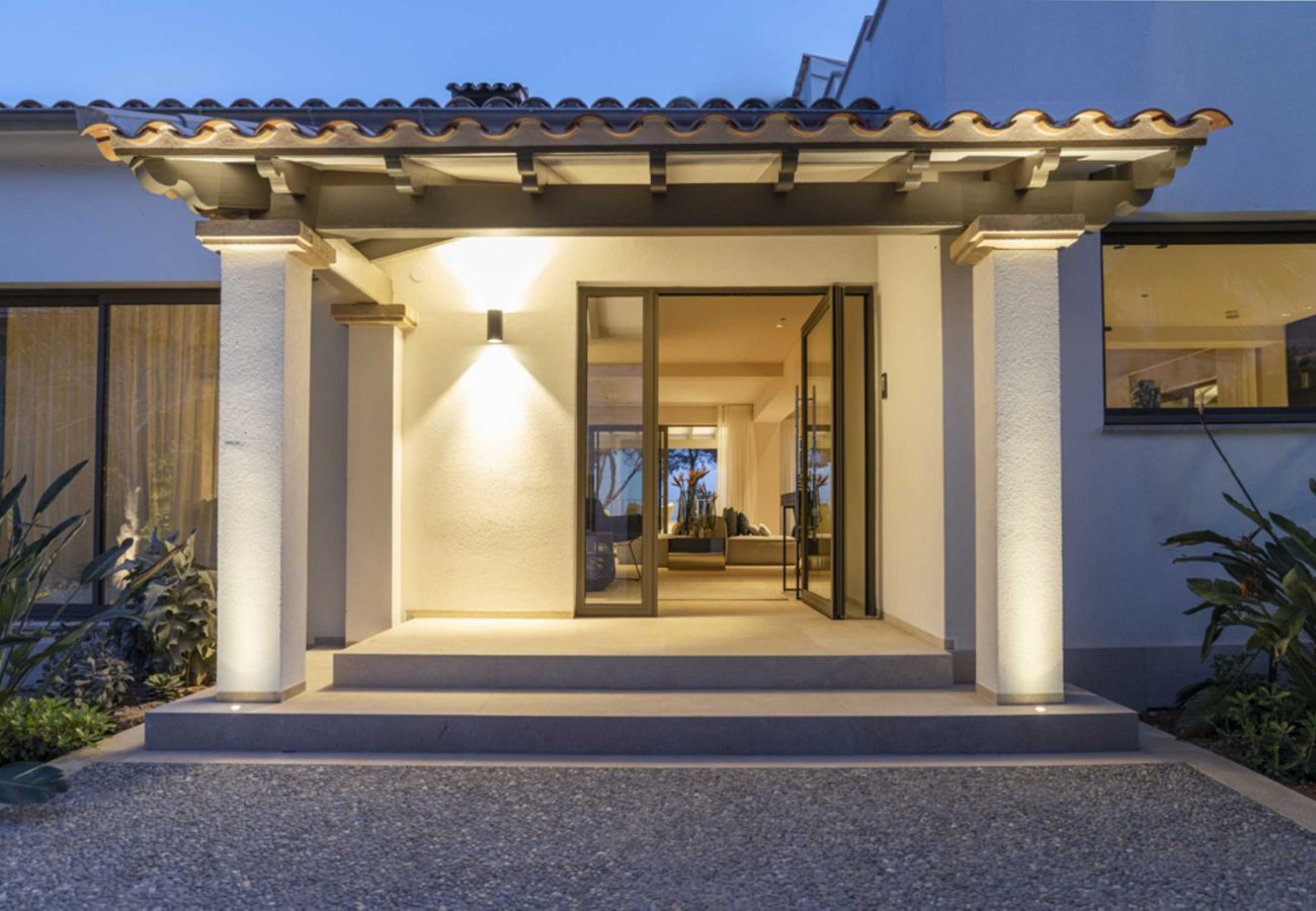 Villa in Portals Nous - Villa Riviera