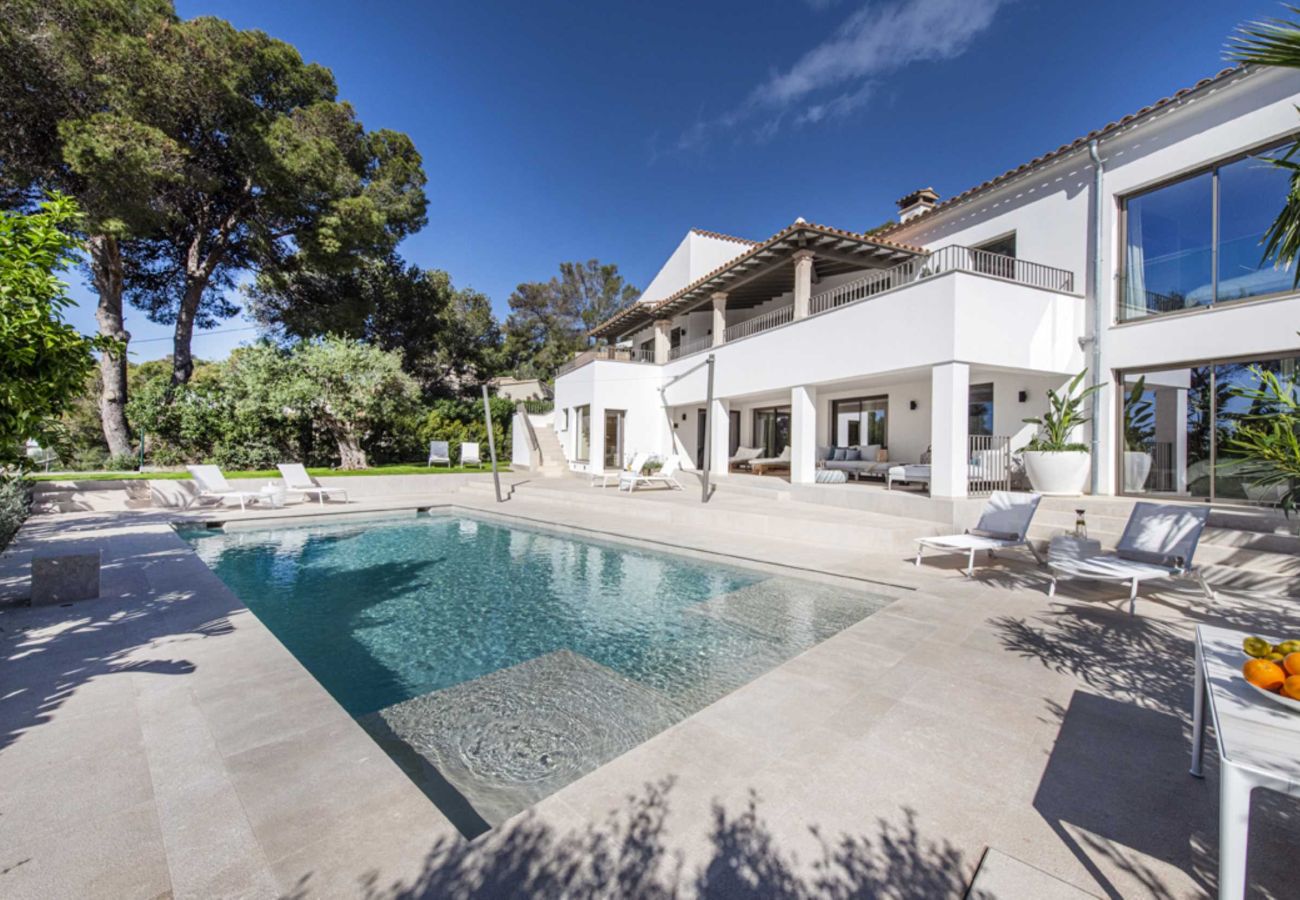 Villa in Portals Nous - Villa Riviera
