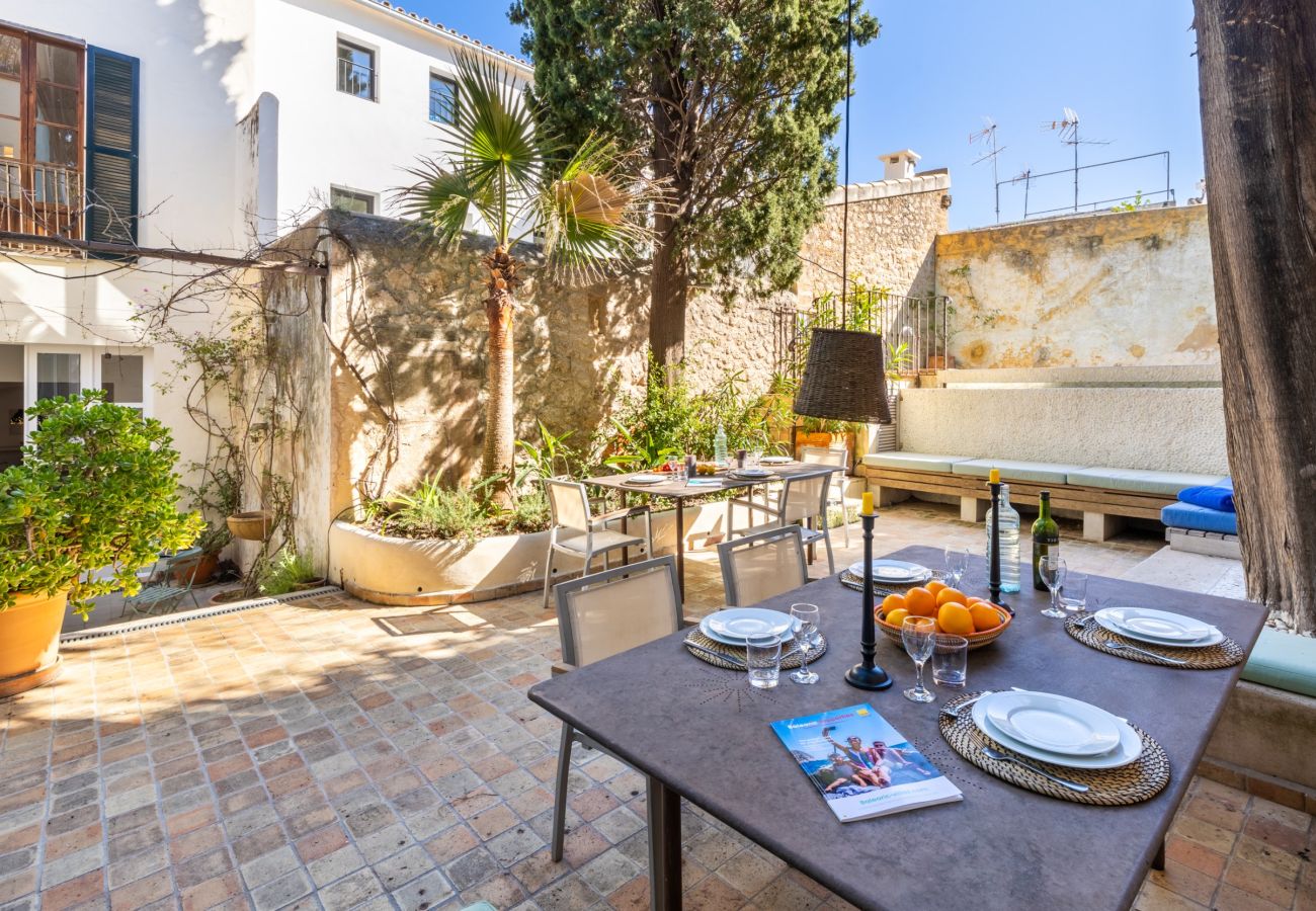 Townhouse in Pollensa - Casa Metge Vidal
