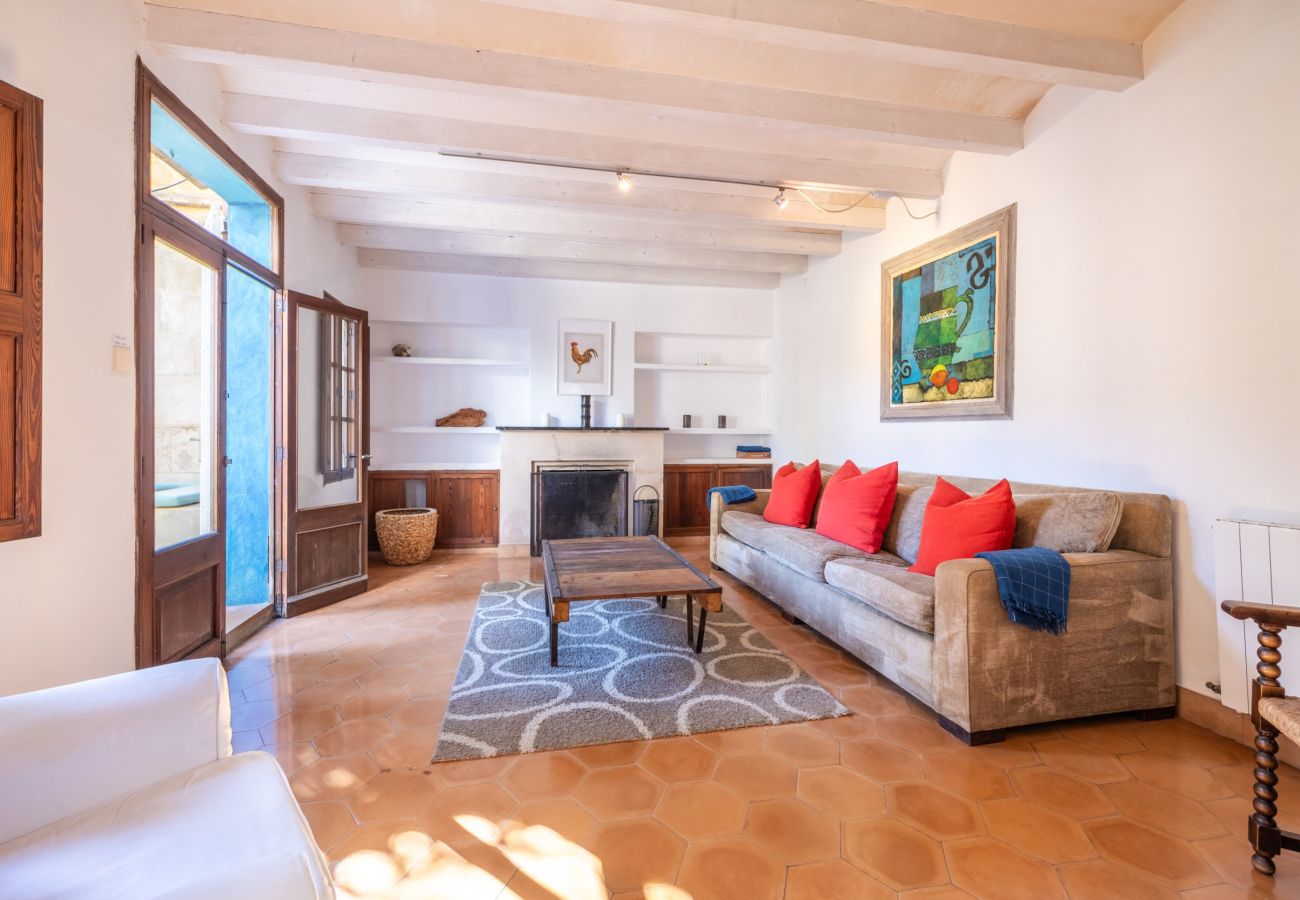 Townhouse in Pollensa - Casa Metge Vidal