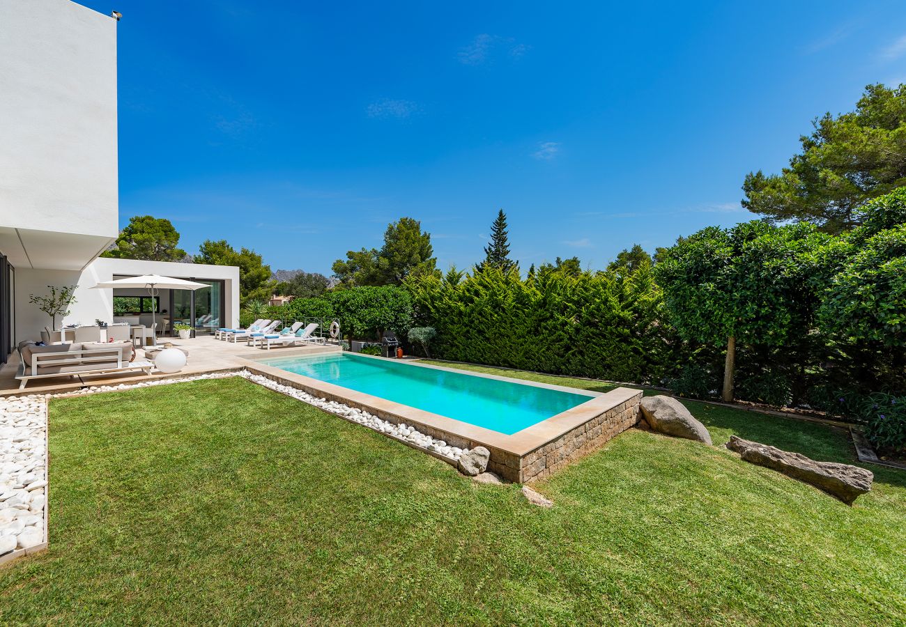 Villa in Pollensa - Villa Blanca