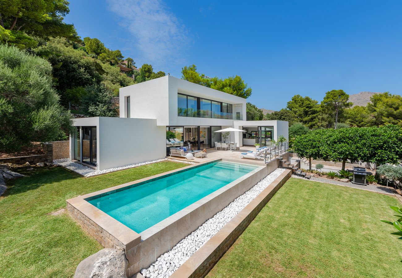 Villa in Pollensa - Villa Blanca