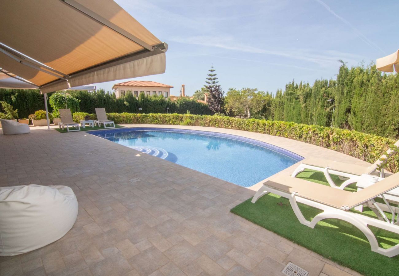 Villa in Santa Maria del Cami - Villa Bellviure