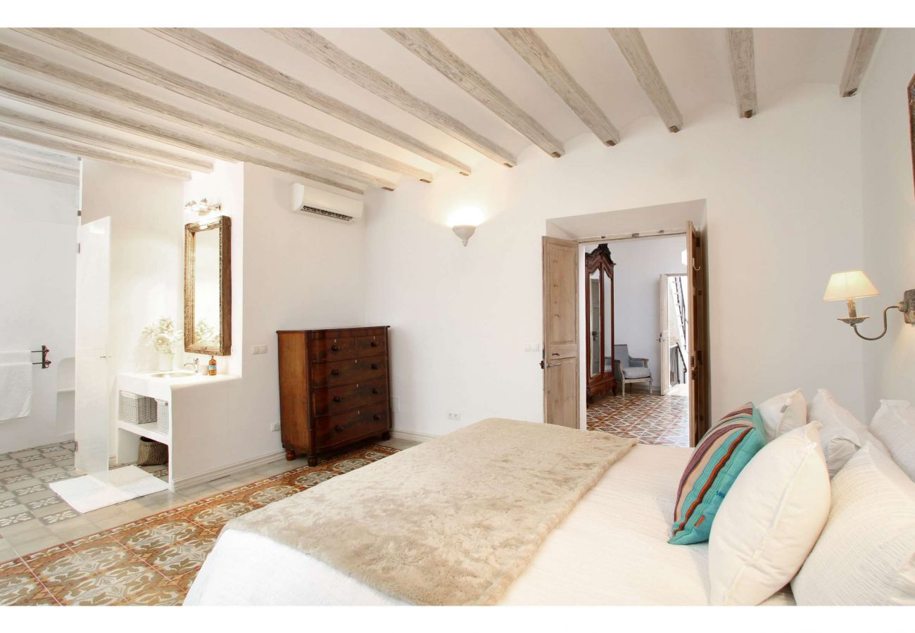 Townhouse in Pollensa - The Priests House