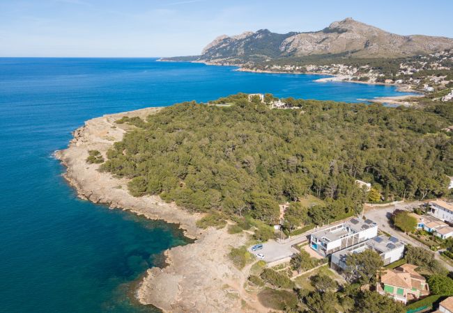 Villa in Alcudia - Seafront Villa Sunset Alcudia Villa in Alcudia - Seafront Villa Sunset Alcudia