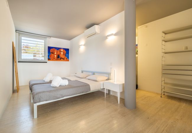 Villa in Alcudia - Seafront Villa Sunset Alcudia Villa in Alcudia - Seafront Villa Sunset Alcudia