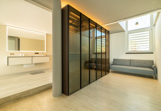 Villa in Alcudia - Seafront Villa Sunset Alcudia Villa in Alcudia - Seafront Villa Sunset Alcudia