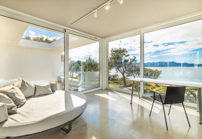 Villa in Alcudia - Seafront Villa Sunset Alcudia Villa in Alcudia - Seafront Villa Sunset Alcudia