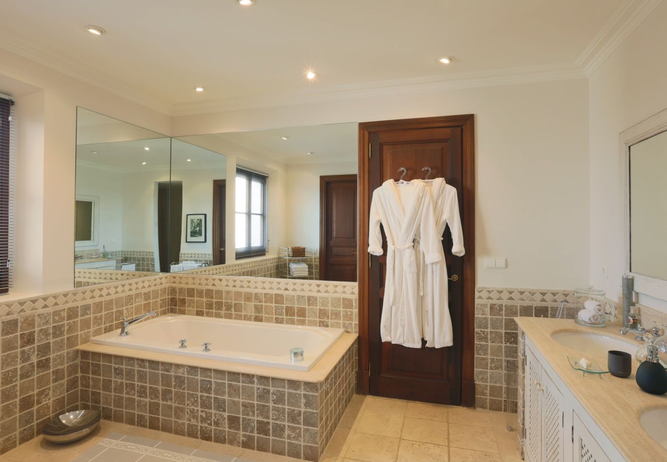 Villa in Alaro - Residencia Baranda Alaro