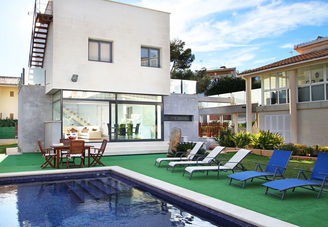 Villa in Alcudia - Modern Alcanada Golf