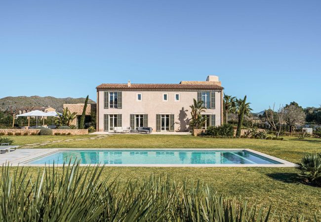 Villa in Pollensa - Finca Coral