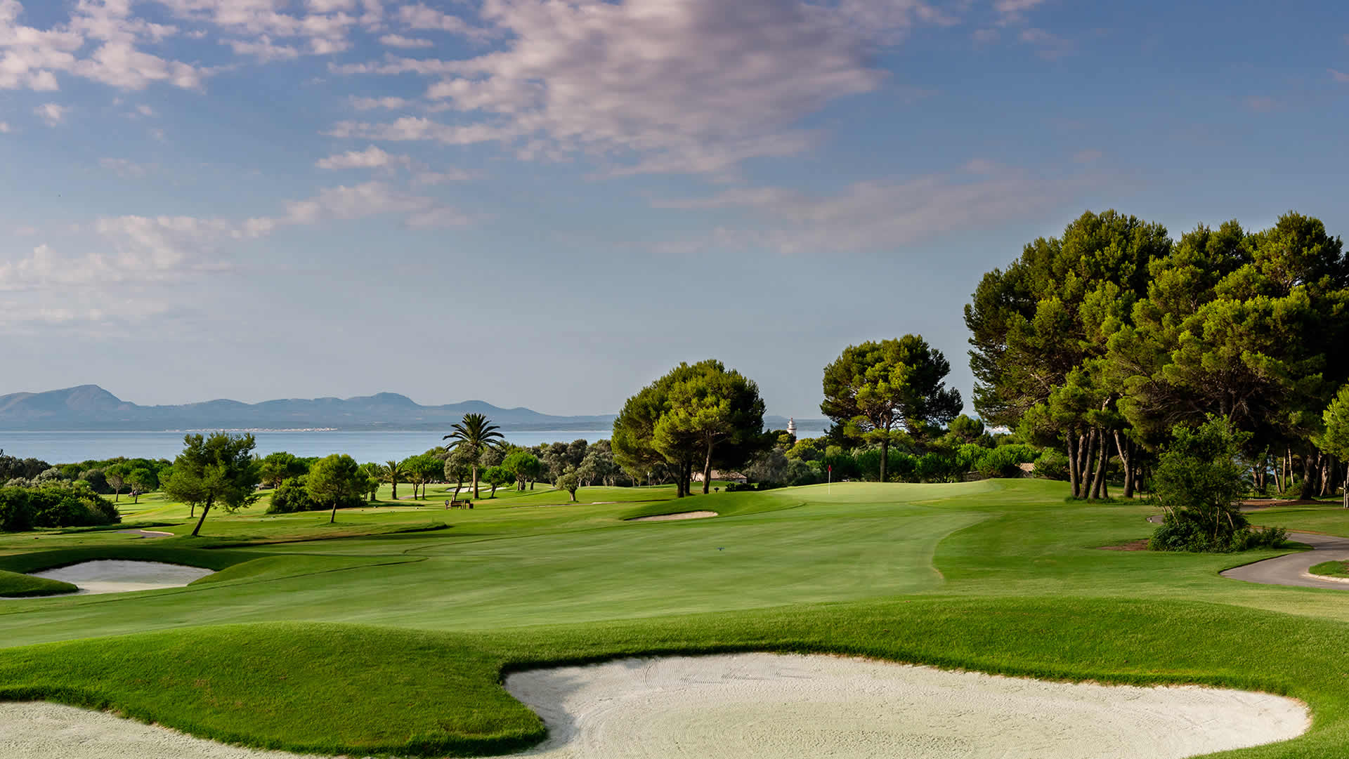 Excellent golf courses in mallorca