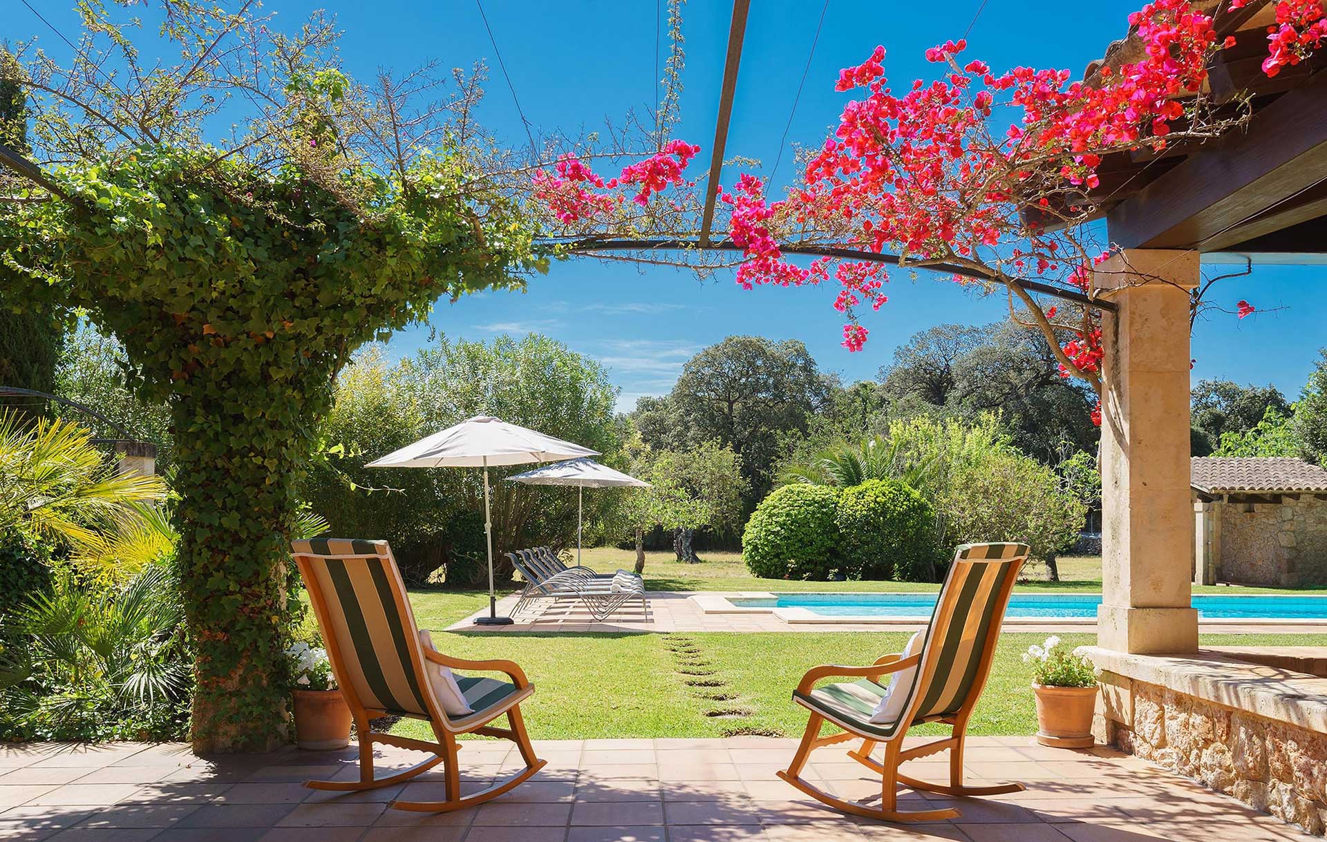 Reserve Villa for easter 2025 Mallorca