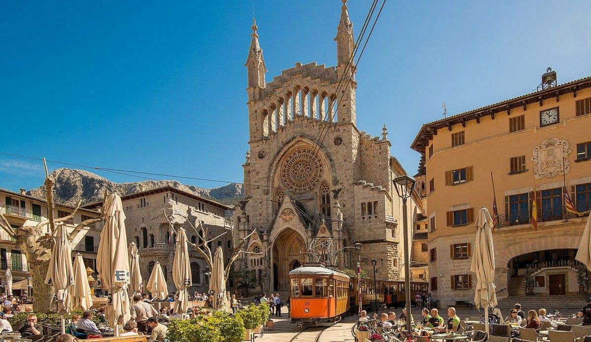 Historische Straßenbahn von Sóller auf Mallorca