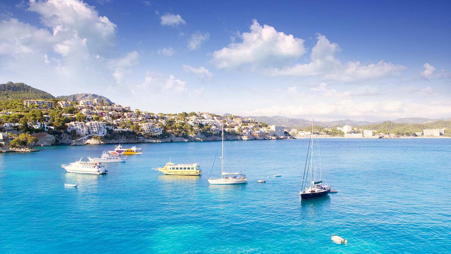 Holiday villas in Santa Ponsa