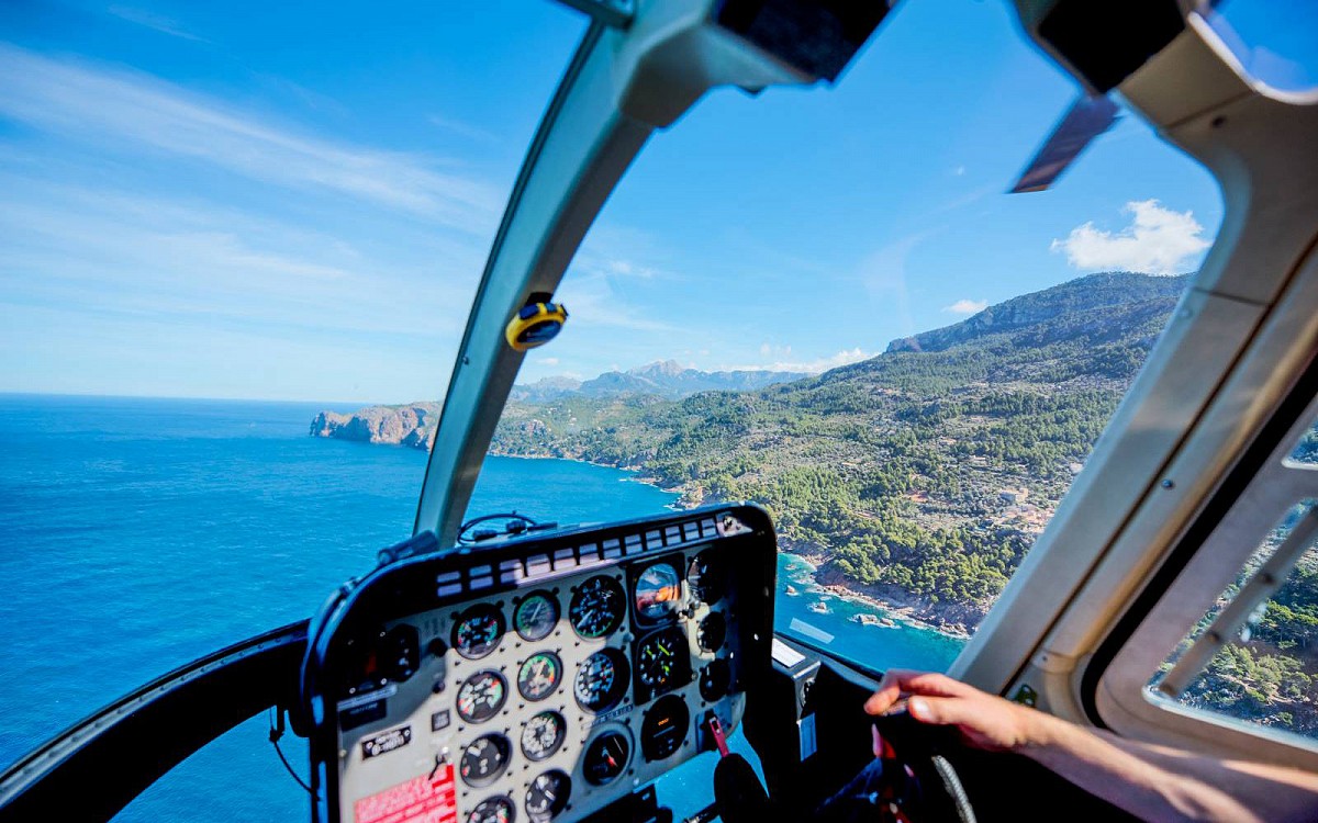 Helicopter tours in Mallorca